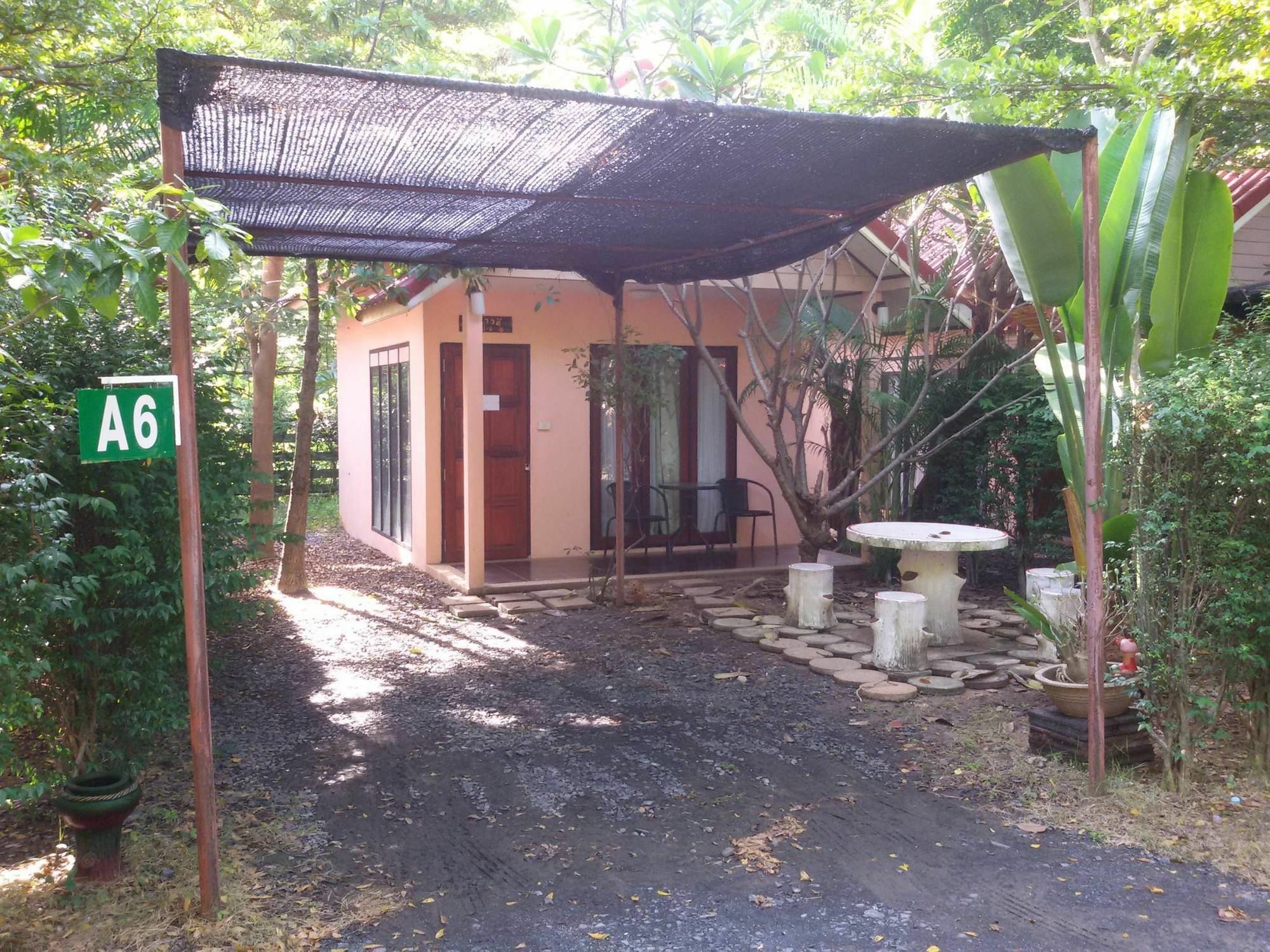 Green Leaf Resort Surin Exterior photo